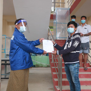 ဟားခါးမြို့နယ်အတွင်း Facility Quarantine ၁၄ရက်ပြည့်သူ (၆)ဦးအား Swabနမူနာ(၂)ကြိမ်စီ စစ်ဆေးခဲ့ပြီး ရောဂါပိုး မရှိသဖြင့် ပြန်လည်စေလွှတ်