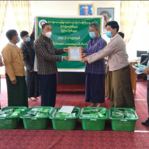 ချင်းပြည်နယ် စိုက်ပျိုးရေးဦးစီးဌာနမှ မျိုးစေ့ထုပ်ပေါင်း ၄၄၉၅၅ထုပ်အား ဒေသတွင်းပြည်သူများ စိုက်ပျိုးနိုင်ရေး ဖြန့်ဝေထားရှိပြီးဖြစ်၊ ချင်းပြည်နယ် အစိုးရအဖွဲ့သို့လည်း မျိုးစေ့ထုပ်များ လှူဒါန်း